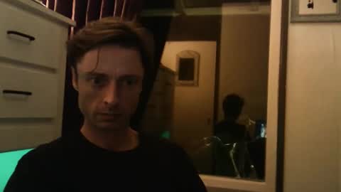 . online show from December 2025 09:53:01 PM