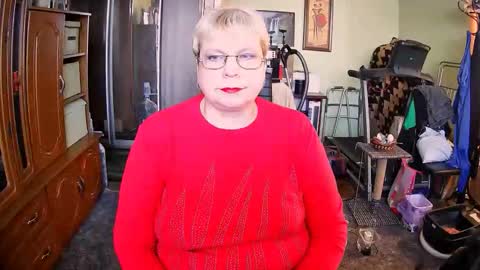 BeverlyQCynia online show from October 2025 10:44:01 AM