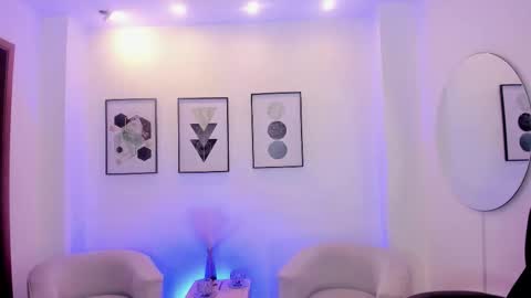 beverlyy johnson online show from January 2026 03:54:01 AM