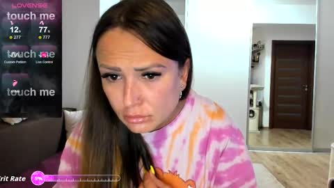   BeyonceDoll       Twitter DollBeyonce    online show from September 2025 06:08:02 PM