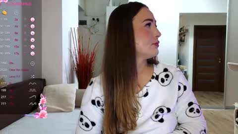   BeyonceDoll       Twitter DollBeyonce    online show from November 2025 06:09:02 PM