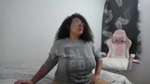 Bianca Tuesday to Sunday from 2am to 6am UTC-5 online show from March 2025 11:06:02 AM