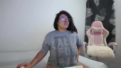 Bianca Tuesday to Sunday from 2am to 6am UTC-5 online show from September 2025 09:53:02 AM