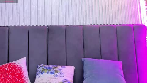 bianca_spear online show from November 2025 12:00:02 PM