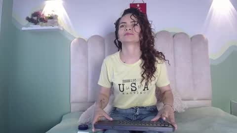 Bianca online show from December 2025 11:51:01 AM