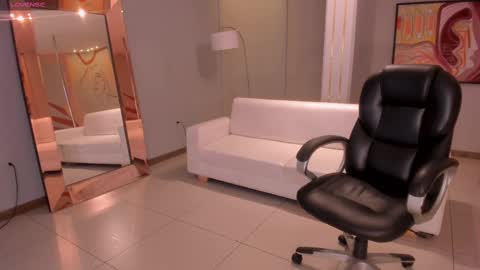 Snapshot of biancapierce_ chatting on February 2025 11:36:01 AM Bianca Pierce online show from February 2025 11:36:01 AM