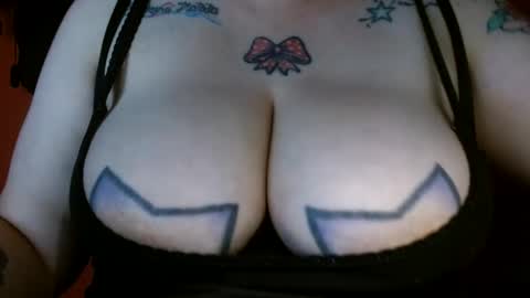 Snapshot of bianka_star_ chatting on February 2025 03:42:02 PM bianca online show from February 2025 03:42:02 PM