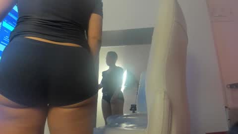 bibiana_js_ online show from October 2025 11:54:02 AM