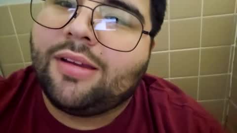 Snapshot of bienguero chatting on December 2024 01:59:02 PM Bienguero online show from December 2024 01:59:02 PM