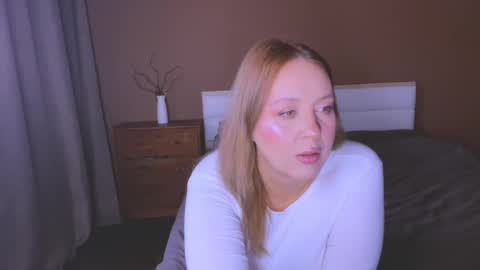 Snapshot of big_ass_blonde chatting on February 2025 03:57:02 AM Eva online show from February 2025 03:57:02 AM