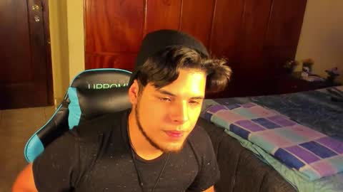 Logan Sprouse online show from November 2025 07:38:01 PM