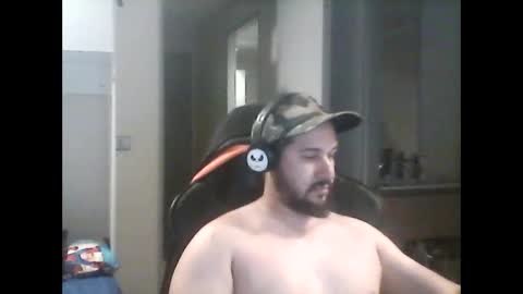 latinBoyHuge online show from April 2026 06:31:02 PM