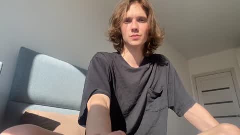 Snapshot of big_lil_small chatting on June 2026 02:08:01 PM big_lil_small online show from June 2026 02:08:01 PM