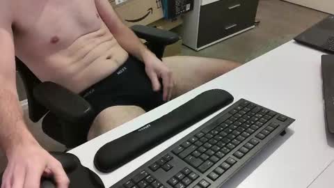 Snapshot of big_tobi_1 chatting on December 2025 07:12:01 AM big_tobi_1 online show from December 2025 07:12:01 AM