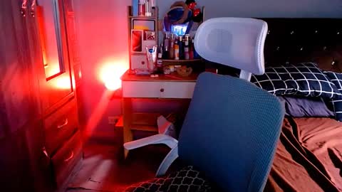 Snapshot of bigassslutdoll chatting on February 2026 04:10:02 AM Mia online show from February 2026 04:10:02 AM