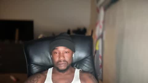 Snapshot of bigbackwoodcali chatting on January 2025 11:08:01 PM bigbackwoodcali online show from January 2025 11:08:01 PM
