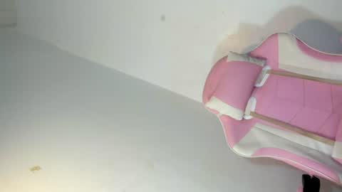 Snapshot of bigblack_barbie69 chatting on June 2026 01:44:02 PM kendra online show from June 2026 01:44:02 PM
