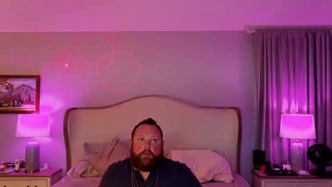 Bigboi1o11 online show from October 2025 06:37:01 AM