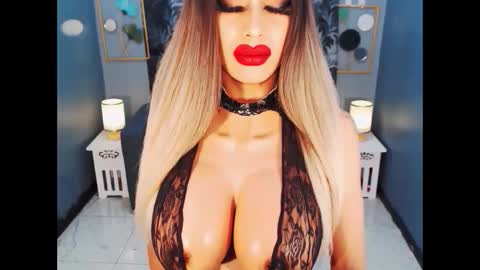Loraine Cruz online show from May 2026 02:13:01 PM