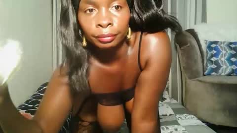 Vee online show from March 2026 07:21:02 PM