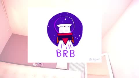 Mia online show from December 2024 11:10:02 PM