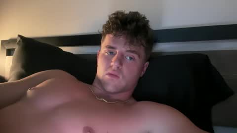 bigbootyburger1 online show from March 2026 08:03:01 PM