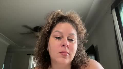 Snapshot of bigbreastsabrina chatting on October 2025 02:58:02 PM BIG BREAST SABRINA online show from October 2025 02:58:02 PM