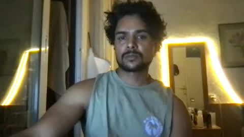 bigbrown_boy online show from April 2026 08:04:02 PM