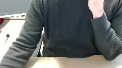 bigbuttler online show from April 2026 08:23:01 AM