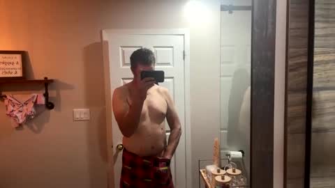 Snapshot of bigcam3cummins chatting on May 2026 03:14:02 AM bigcam3cummins online show from May 2026 03:14:02 AM