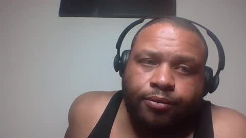 Snapshot of bigchopdaddy chatting on October 2025 05:04:02 AM BigChopDaddy online show from October 2025 05:04:02 AM