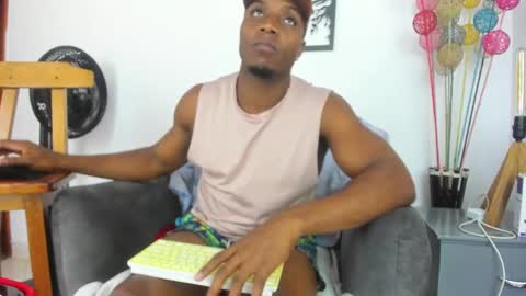 sexy muscle online show from March 2025 02:47:02 AM