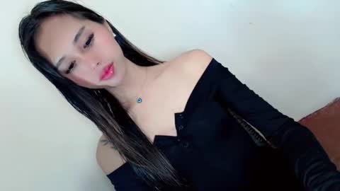 ZARINA online show from April 2026 12:04:01 PM