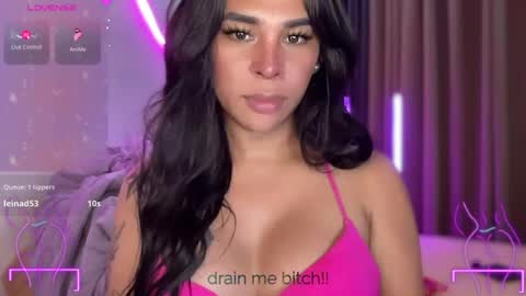 queen amanda online show from February 2026 06:03:01 PM