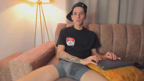 Snapshot of bigcocksnaughty chatting on July 2026 01:36:02 AM Steven online show from July 2026 01:36:02 AM