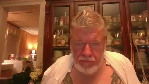 Snapshot of bigdaddybear1244 chatting on June 2026 02:53:01 AM BigDaddyBear online show from June 2026 02:53:01 AM