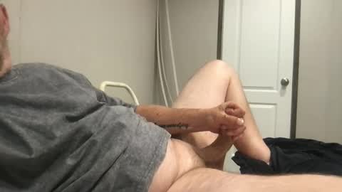 Snapshot of bigdaddydelight chatting on May 2026 12:17:02 AM bigdaddydelight online show from May 2026 12:17:02 AM