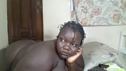 Snapshot of bigdarkass chatting on May 2026 05:40:02 PM VIOLET online show from May 2026 05:40:02 PM
