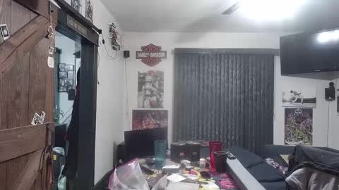 Snapshot of bigdbrillion chatting on February 2025 09:05:01 AM Darryl online show from February 2025 09:05:01 AM