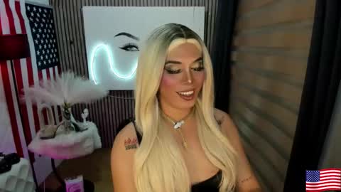 Snapshot of bigdick_patricia chatting on September 2025 05:02:02 PM Miss Pat online show from September 2025 05:02:02 PM