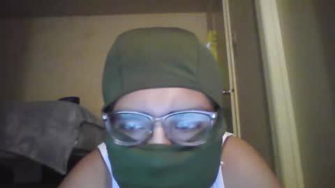 Snapshot of bigdickjojo17 chatting on April 2026 06:20:02 AM JOJO online show from April 2026 06:20:02 AM