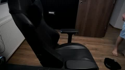 bigdikrogue online show from August 2026 06:59:02 AM
