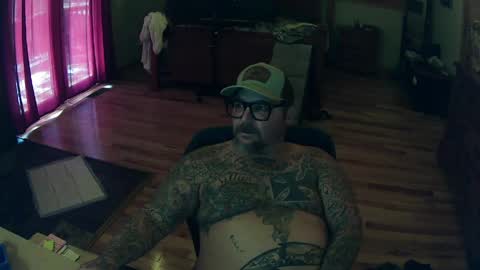 biggdaddy4206913 online show from April 2026 07:01:02 PM