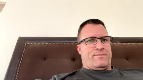 bigger22332233 online show from February 2025 08:13:01 PM