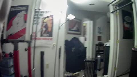 biggerisbetter21 online show from January 2025 09:50:01 PM