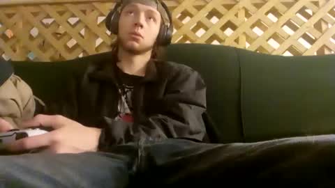 biggestboiiii online show from December 2025 11:41:02 AM