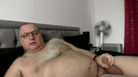 Snapshot of bigguy2014 chatting on February 2026 11:28:01 AM bigguy2014 online show from February 2026 11:28:01 AM