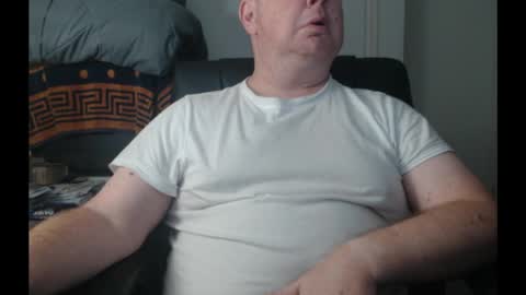 Snapshot of bighorn1981 chatting on May 2026 01:52:01 PM bighorn1981 online show from May 2026 01:52:01 PM