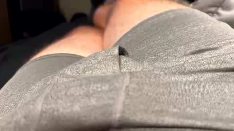 bigmansmalldick89 online show from December 2025 06:29:02 AM