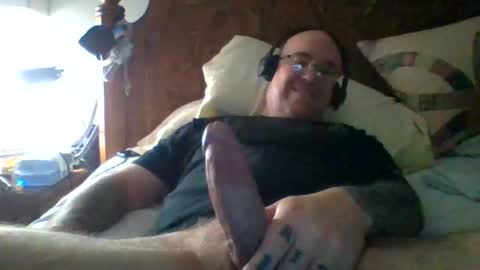 Snapshot of bigmike197167 chatting on April 2026 05:16:02 AM bigmike197167 online show from April 2026 05:16:02 AM